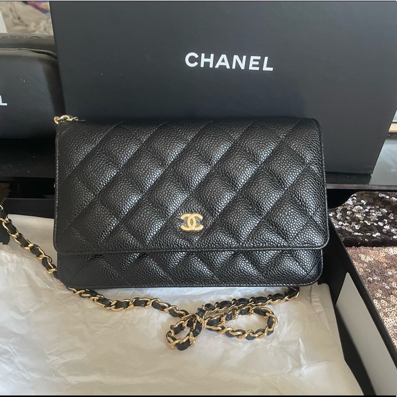 CHANEL Handbags - ❤️SOLD❤️Chanel brand new black crossbody woc